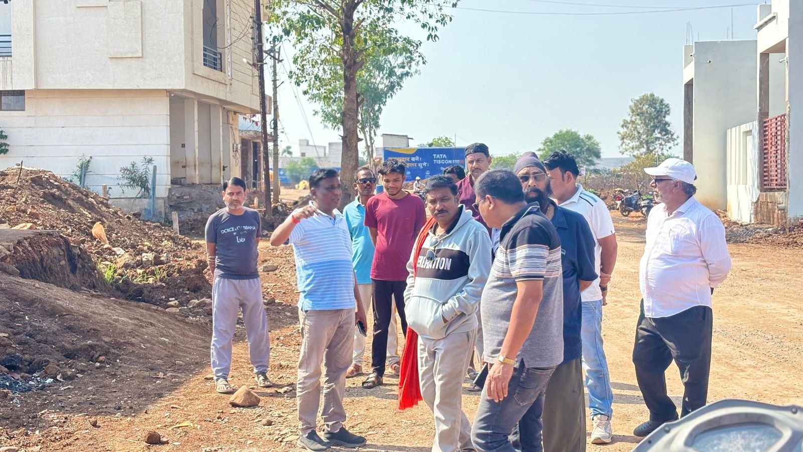 गौरवपथ निर्माण की धीमी गति देख नाराज हुए नगर पालिका अध्यक्ष चंद्रप्रकाश चंद्रवंशी 2 IMG 20260226 WA0053