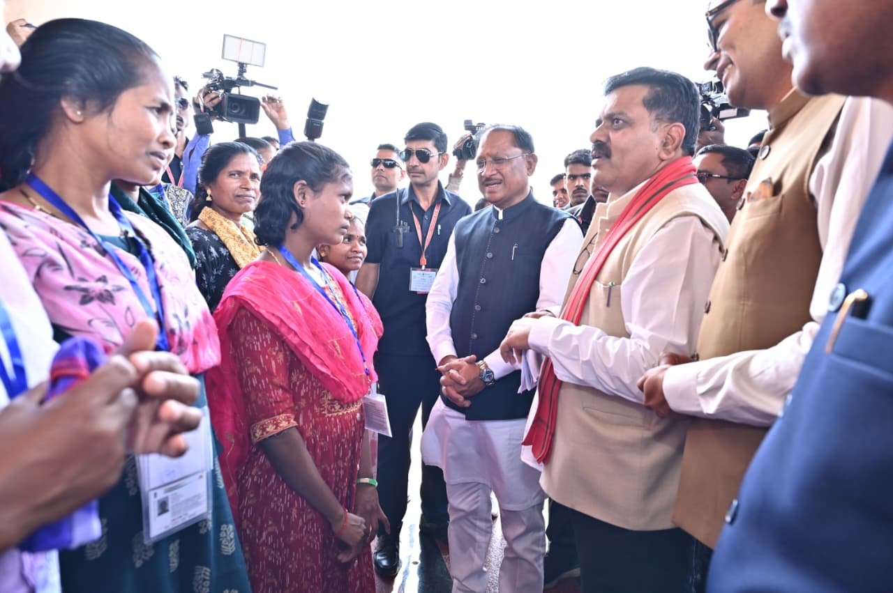 पुनर्वासित युवाओं ने विधानसभा में देखी जनतांत्रिक प्रक्रिया लोकतंत्र के इतिहास का एक अविस्मरणीय दिन 4 IMG 20260227 WA0044