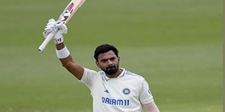 केएल राहुल ने शानदार शतक के साथ टेस्ट वापसी का जश्न मनाया 1 केएल राहुल ने शानदार शतक के साथ टेस्ट वापसी का जश्न मनाया