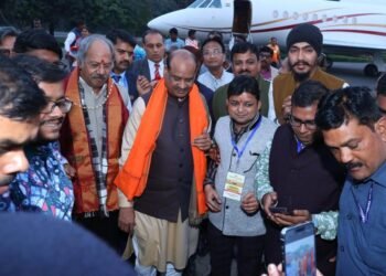 ओम बिड़ला रायगढ़ पहुंचे, साथ में बृजमोहन अग्रवाल मौजूद