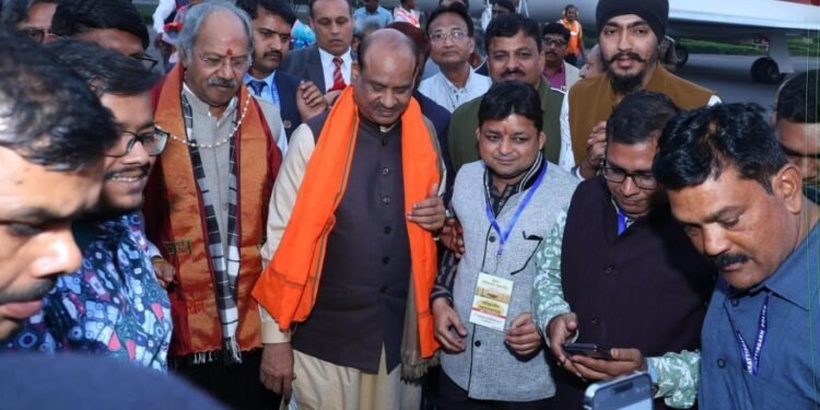 ओम बिड़ला रायगढ़ पहुंचे, साथ में बृजमोहन अग्रवाल मौजूद