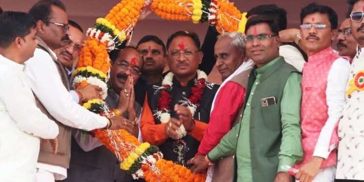 राजिम कुंभ की भव्यता पुनः लौटेगी, देशभर से आयेंगे साधु संत: साहू समाज छत्तीसगढ़ का एक प्रगतिशील समाज, मुख्यमंत्री विष्णु देव साय भक्त माता राजिम जयंती महोत्सव में हुए शामिल 1 राजिम कुंभ की भव्यता पुनः लौटेगी, देशभर से आयेंगे साधु संत: साहू समाज छत्तीसगढ़ का एक प्रगतिशील समाज, मुख्यमंत्री विष्णु देव साय भक्त माता राजिम जयंती महोत्सव में हुए शामिल