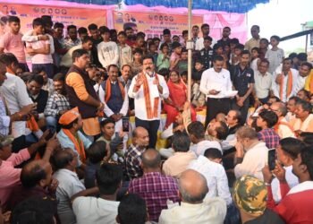 उपमुख्यमंत्री  विजय शर्मा  का  प्रथम  आगमन  पर  सहसपुर  लोहारा,  सिल्हाटी  और  बिरोड़ा  में  हुआ  ऐतिहासिक  स्वागत