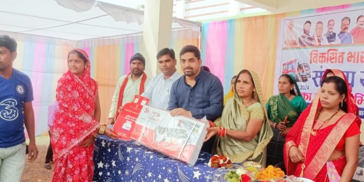 भारत को विकसित और हर व्यक्ति को समृद्ध बनाने का काम कर रहे देश के प्रधानमंत्री नरेन्द्र मोदी: डॉ. विरेन्द्र साहू 1 भारत को विकसित और हर व्यक्ति को समृद्ध बनाने का काम कर रहे देश के प्रधानमंत्री नरेन्द्र मोदी: डॉ. विरेन्द्र साहू