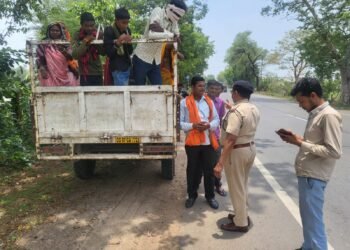 परिवहन विभाग की लगातार कार्यवाही जारी, मालवाहन, यात्री बस सहित अन्य वहनों से 03 लाख 20 हजार रुपए की चालानी कार्यवाही की