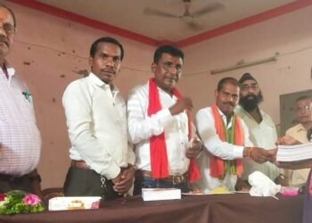 शासकीय स्वामी आत्मानंद उत्कृष्ट हिन्दी माध्यम विद्यालय सिग्नल चौक कवर्धा में मनाया गया शाला प्रवेश उत्सव