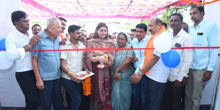 पंडरिया विधानसभा की जनता के समस्याओं का निराकरण करने विधायक भावना बोहरा ने कुंडा में किया छठवें जनसेवा ही भावना सेवा सुविधा केंद्र का शुभारम्भ