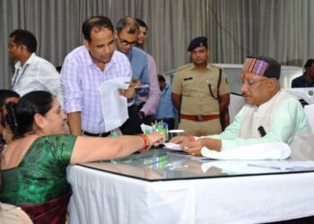 रायपुर : कुनकुरी सदन में रहकर बच्चे के इलाज के लिए दिया आवेदन, मुख्यमंत्री ने कहा तुरंत ही चले जाएं, व्यवस्था हो जाएगी