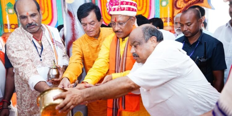 रायपुर : मुख्यमंत्री  विष्णु देव साय भगवान जगन्नाथ की रथ यात्रा में हुए शामिल