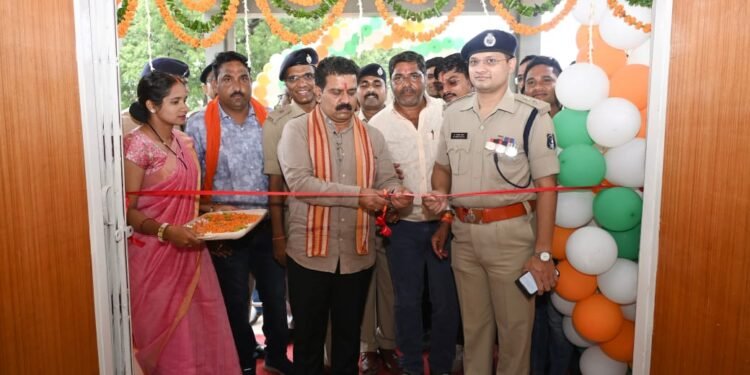 उप मुख्यमंत्री  विजय शर्मा ने आज सहसपुर लोहारा में नवीन पुलिस थाना भवन का किया लोकार्पण 