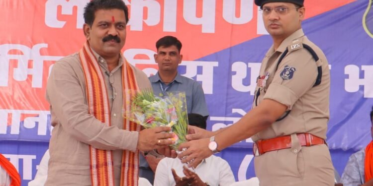 छत्तीसगढ़ के उप मुख्यमंत्री  विजय शर्मा ने किया सहसपुर लोहरा में नव निर्मित थाना भवन का लोकार्पण साथ ही मनाया गया 3 नए कानूनों के लागू होने का उत्सव