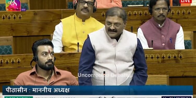 जरा सा कुदरत ने नवाजा, आके बैठे हो फलसफे में, तुम्हारा लहजा बता रहा है तुम्हारी दौलत नई-नई है - सांसद 1 जरा सा कुदरत ने नवाजा, आके बैठे हो फलसफे में, तुम्हारा लहजा बता रहा है तुम्हारी दौलत नई-नई है – सांसद