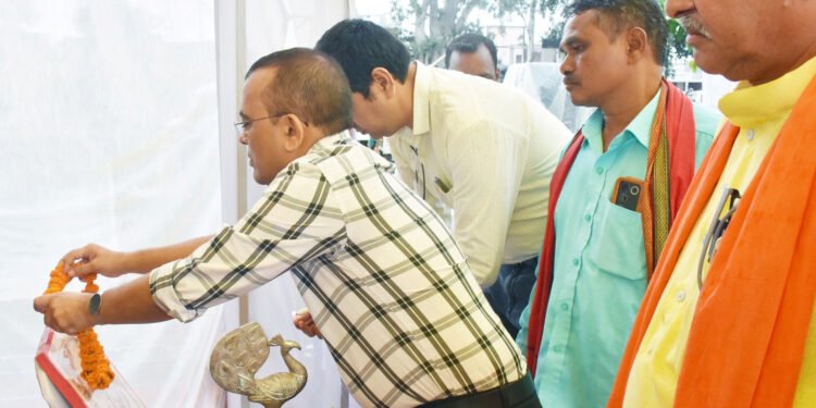 संपूर्णता अभियान का उद्देश्य आकांक्षी विकासखंड को विकास के उच्चतम स्तर तक पहुंचाना है-कलेक्टर जनमेजय महोबे 1 संपूर्णता अभियान का उद्देश्य आकांक्षी विकासखंड को विकास के उच्चतम स्तर तक पहुंचाना है-कलेक्टर जनमेजय महोबे