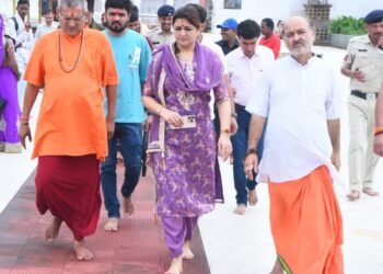 *विधायक भावना बोहरा द्वारा कबीरधाम जिले के कांवड़ यात्रियों के लिए अमरकंटक में निशुल्क भोजन व ठहरने की व्यवस्था*