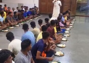 कबीरधाम जिले के धरमपुरा और महराजपुर सहित अन्य गांव के कांवडियां पहुंचे अमरकंटक के मृत्युंजय आश्रम