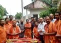 अमरकंटक से जल लेकर आ रहे कावड़ पद यात्रियों का रास्ते के गांवों में किया जा रहा है स्वागत