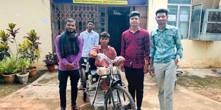 युवा नेता मनीष कुमार यादव  बना बेहसहरा का सहारा