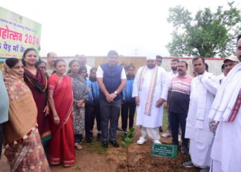 कोंडागांव : तीरंदाजी प्रशिक्षण संस्थान में किया गया वृक्षारोपण