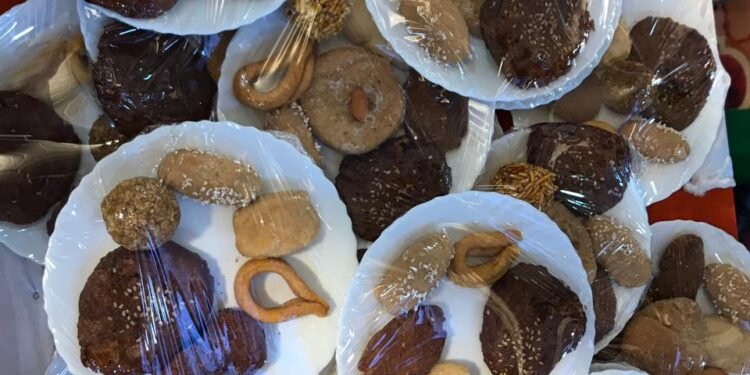 रायपुर : छत्तीसगढ़ी पकवान से महक उठा मुख्यमंत्री निवास 1 रायपुर : छत्तीसगढ़ी पकवान से महक उठा मुख्यमंत्री निवास