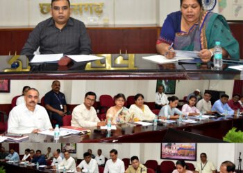 रायपुर : राजभवन में स्वतंत्रता दिवस समारोह की तैयारी हेतु बैठक सम्पन्न