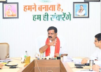 रायपुर : उपमुख्यमंत्री  विजय शर्मा ने भोरमदेव मंदिर रख-रखाव के संबंध में पुरातत्व विभाग के अधिकारियों के साथ की बैठक