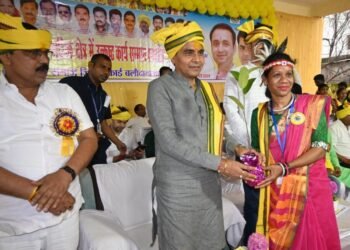 रायपुर : मेहनतकश आदिवासी समाज की सहज और सरल संस्कृति अन्य समाज के लिए आकर्षण का केंद्र : राजस्व मंत्री  वर्मा