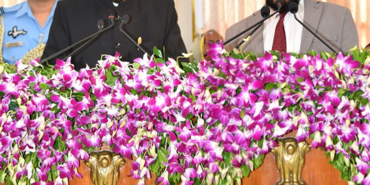 रायपुर : राज्यपाल  डेका ने न्यायमूर्ति (सेवानिवृत्त)  उबोवेजा को दिलाई प्रमुख लोकायुक्त पद की शपथ