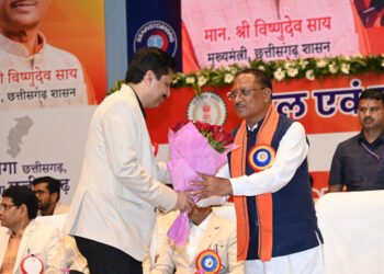 रायपुर : मुख्यमंत्री  विष्णु देव साय राज्य खेल अलंकरण समारोह 2024 में हो रहे है शामिल