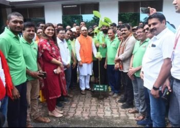 मुख्यमंत्री  विष्णुदेव साय एवं  उप मुख्यमंत्री  विजय शर्मा के द्वारा