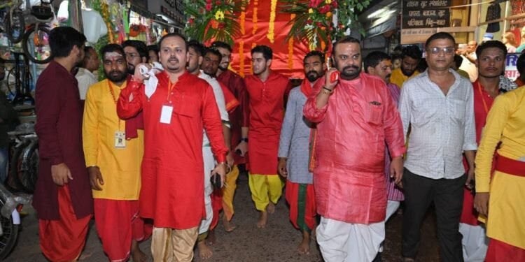 आज कवर्धा शहर भ्रमण में निकलेंगे बाबा महाकाल* उमंग पांडेय 1 आज कवर्धा शहर भ्रमण में निकलेंगे बाबा महाकाल* उमंग पांडेय