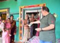 रायपुर : जनमन शिविर बम्हनी में 7 कमार सदस्यों को मौके पर ही मिला नया राशन कार्ड