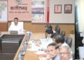 रायपुर : मुख्य सचिव ने योजनाओं के क्रियान्वयन की समीक्षा की