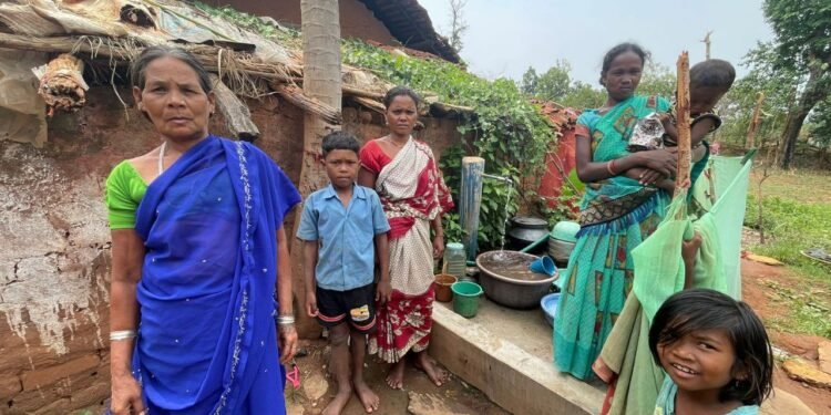 रायपुर : दूरस्थ वनांचल गांव बरदुला में पहुंचा जल जीवन मिशन का पानी 1 रायपुर : दूरस्थ वनांचल गांव बरदुला में पहुंचा जल जीवन मिशन का पानी