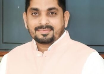 जनपद उपाध्यक्ष डॉ. वीरेन्द्र साहू ने ली शिक्षा समिति की बैठक