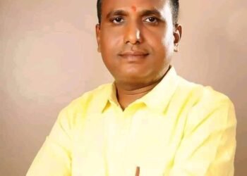 पूर्व मंत्री मो. अकबर हुआ बेनकाब असल चेहरा आया सामने , मो अकबर व उनके सगे संबधियो ने छत्तीसगढ़ को लूटने में कोई कसर नहीं छोड़ा –चंद्रप्रकाश चंद्रवंशी 4 पूर्व मंत्री मो. अकबर हुआ बेनकाब असल चेहरा आया सामने , मो अकबर व उनके सगे संबधियो ने छत्तीसगढ़ को लूटने में कोई कसर नहीं छोड़ा –चंद्रप्रकाश चंद्रवंशी