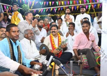 सतनामी समाज के सतनाम धूनी कार्यक्रम में उप मुख्यमंत्री विजय शर्मा की उपस्थिति। 3 सतनामी समाज के सतनाम धूनी कार्यक्रम में उप मुख्यमंत्री विजय शर्मा की उपस्थिति।