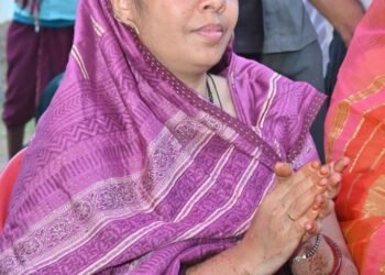 रश्मि विजय शर्मा ग्राम बघुटोला और बीरूटोला  में ग्रामवासियों द्वारा आयोजित रामधुनी संर्कीतन कार्यक्रम में शामिल हुए