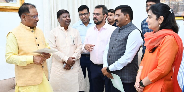 रायपुर : मुख्यमंत्री  विष्णु देव साय को 27 वें अखिल भारतीय वन खेलकूद प्रतियोगिता में शामिल होने का निमंत्रण