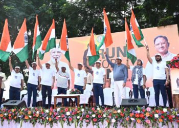 रायपुर : मुख्यमंत्री  विष्णु देव साय ने राष्ट्र की एकता, अखंडता के लिए राजधानी वासियों के साथ लगाई एकता दौड़