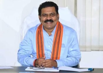 उपमुख्यमंत्री  विजय शर्मा  कबीरधाम जिले के 18 हजार अधिक आवासहीन परिवारों के देंगे पीएम आवास की स्वीकृति प्रमाणपत्र, प्रधानमंत्री आवास मेला 9 अक्टूबर को कवर्धा में