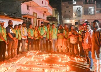 हजारों दीपो से जगमगाया मां पाताल भैरवी का दरबार