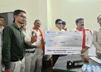 उपमुख्यमंत्री विजय शर्मा  ने ‘क्षितिज अपार संभावनाएं अंतर्गत 04 दिव्यांग जनों को सिविल सेवा प्रोत्साहन राशि का किया वितरण