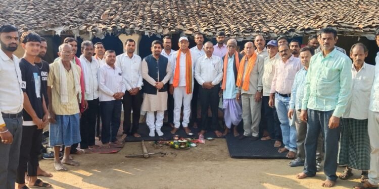 उपमुख्यमंत्री विजय शर्मा के प्रयासों से क्षेत्र में हो रहे विकास कार्य डॉ.वीरेन्द्र साहू 1 उपमुख्यमंत्री विजय शर्मा के प्रयासों से क्षेत्र में हो रहे विकास कार्य डॉ.वीरेन्द्र साहू