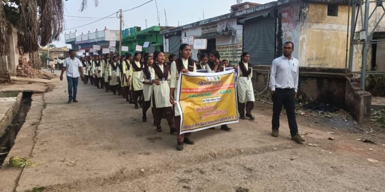 महिला एवं बाल विकास विभाग मिशन वात्सल्य द्वारा बाल विवाह मुक्त भारत के लिए ग्रामों में रैलियां 1 महिला एवं बाल विकास विभाग मिशन वात्सल्य द्वारा बाल विवाह मुक्त भारत के लिए ग्रामों में रैलियां