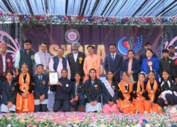 अशोका पब्लिक स्कूल में बड़े ही धूमधाम से मनाया गया वार्षिक उत्सव उड़ान 2024 25