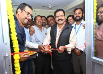 उपमुख्यमंत्री विजय शर्मा ने सड़क सुरक्षा अनुभव कक्ष का किया उद्घाटन 4 उपमुख्यमंत्री विजय शर्मा ने सड़क सुरक्षा अनुभव कक्ष का किया उद्घाटन