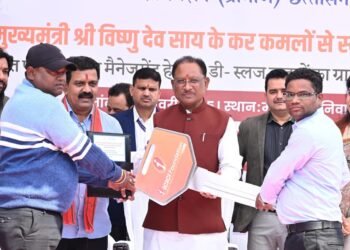 प्रधानमंत्री नरेंद्र मोदी की स्वच्छ भारत मिशन की संकल्पना छत्तीसगढ़ में हो रही है साकार मुख्यमंत्री विष्णुदेव साय 5 प्रधानमंत्री नरेंद्र मोदी की स्वच्छ भारत मिशन की संकल्पना छत्तीसगढ़ में हो रही है साकार मुख्यमंत्री विष्णुदेव साय