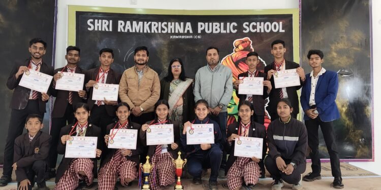 श्री रामकृष्ण पब्लिक स्कूल के बॉल बैडमिंटन खिलाड़ियों ने जीत ब्रोंज मेडल