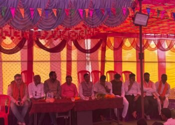 सांसद  संतोष पांडेय  उड़िया खुर्द व गुलालपुर में आयोजित माँ शाकंभरी जयंती कार्यक्रम में हुए शामिल खाद्य गोदाम भवन व अतिरिक्त कक्ष का किया लोकार्पण