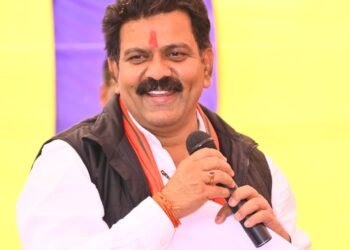 उप मुख्यमंत्री  विजय शर्मा ग्राम भौंदा, तरेगांव मैदान में आयोजित मां शाकंभरी जयंती कार्यक्रमों में हुए शामिल